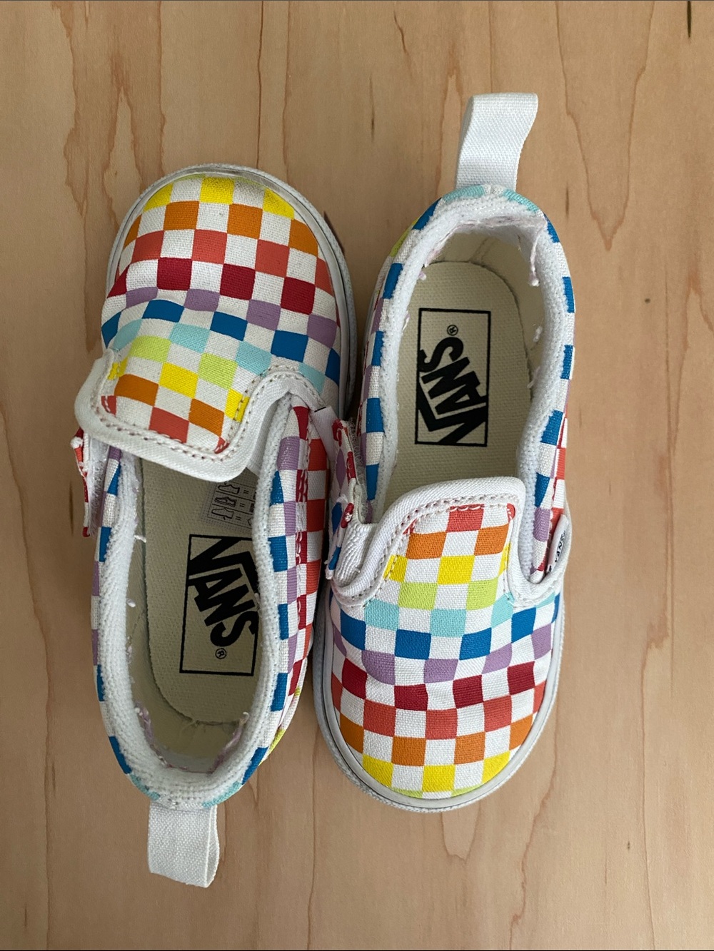 Vans Kids Rainbow Checkerboard Slip-On Sneakers size 7 toddler